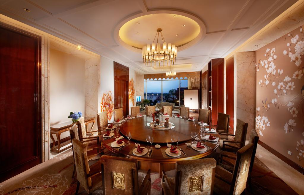 Dongwu New Century Grand Hotel Huzhou Buitenkant foto