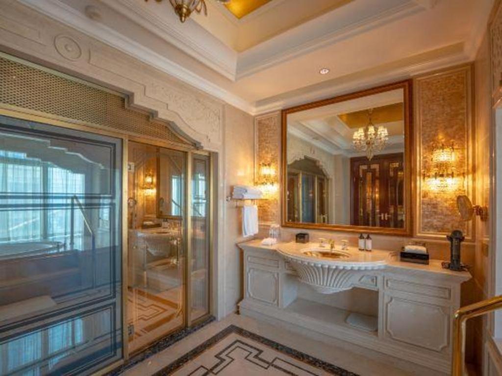 Dongwu New Century Grand Hotel Huzhou Buitenkant foto