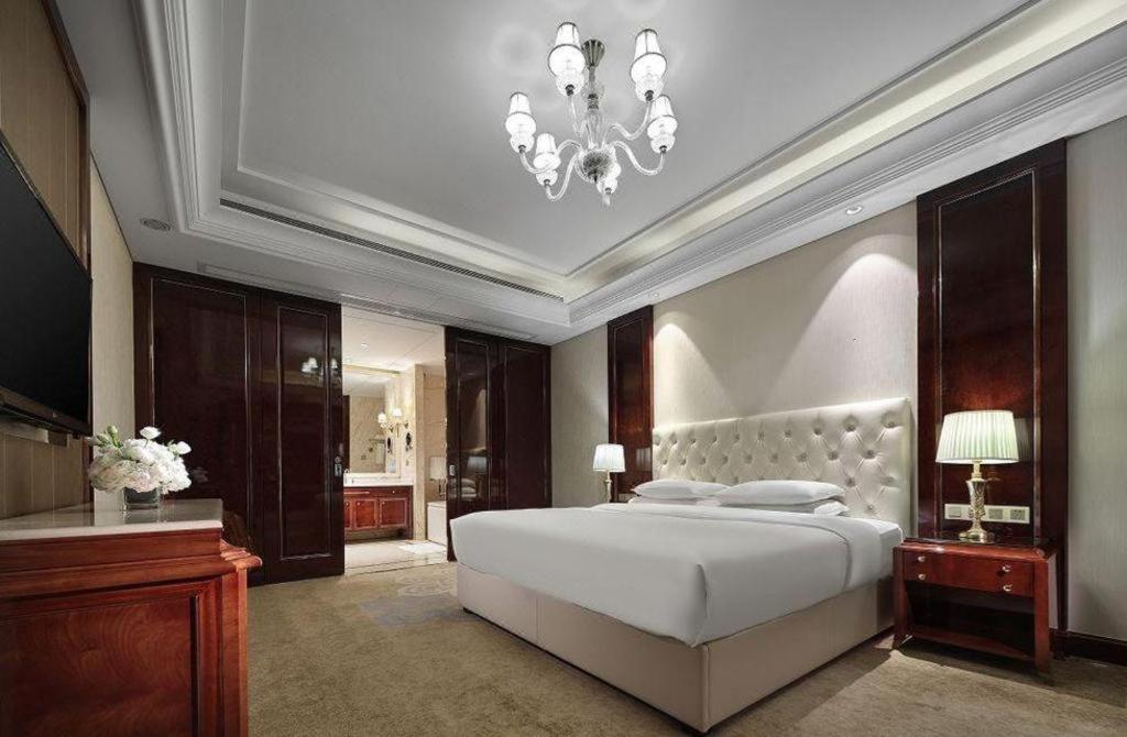 Dongwu New Century Grand Hotel Huzhou Buitenkant foto