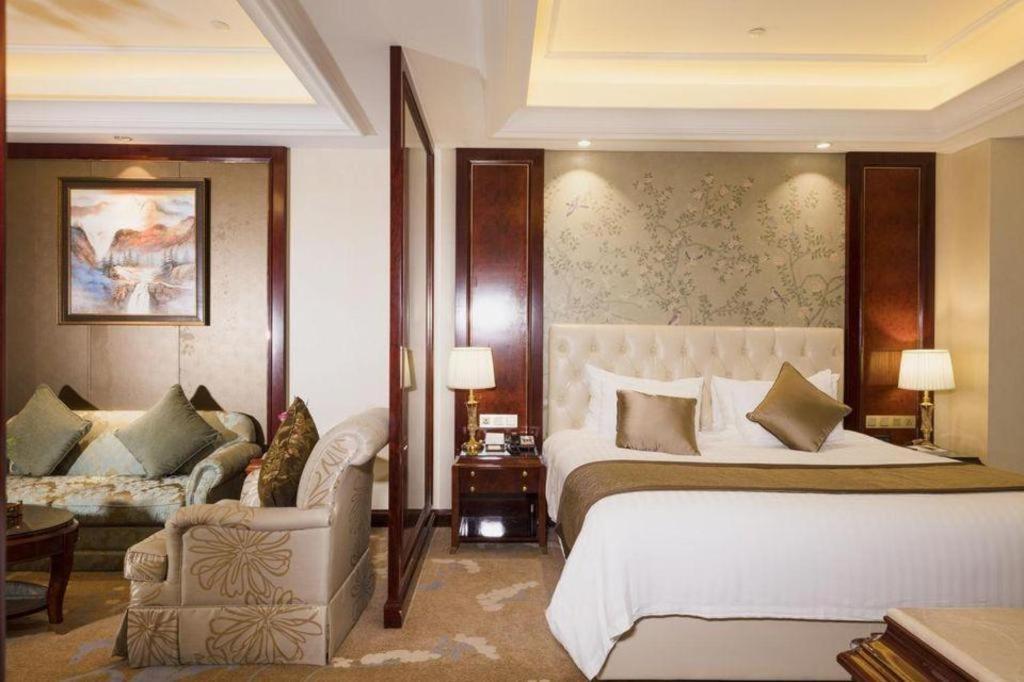 Dongwu New Century Grand Hotel Huzhou Buitenkant foto